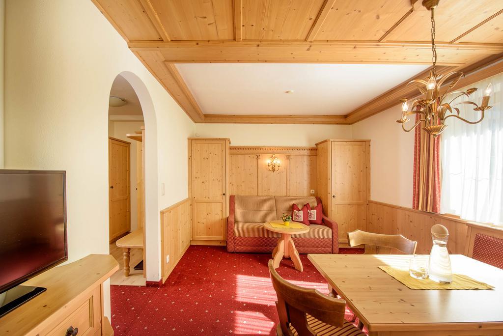 Alpenpension Pfurtscheller Neustift im Stubaital Buitenkant foto
