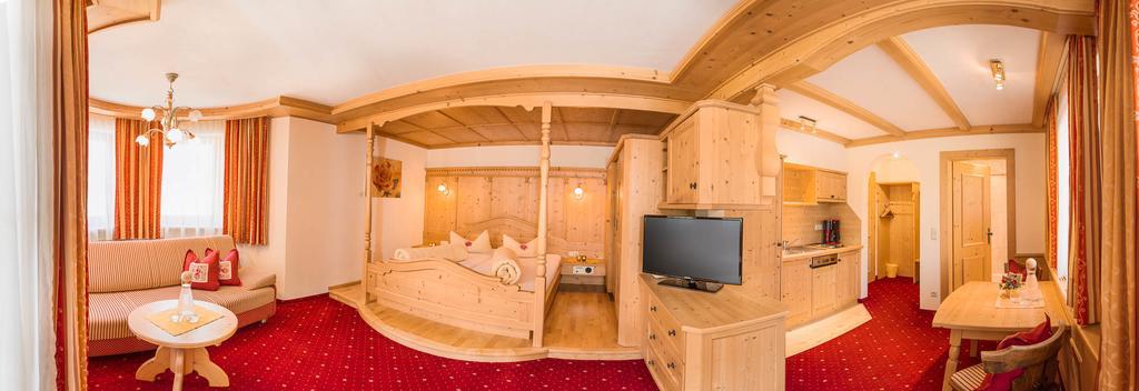 Alpenpension Pfurtscheller Neustift im Stubaital Buitenkant foto